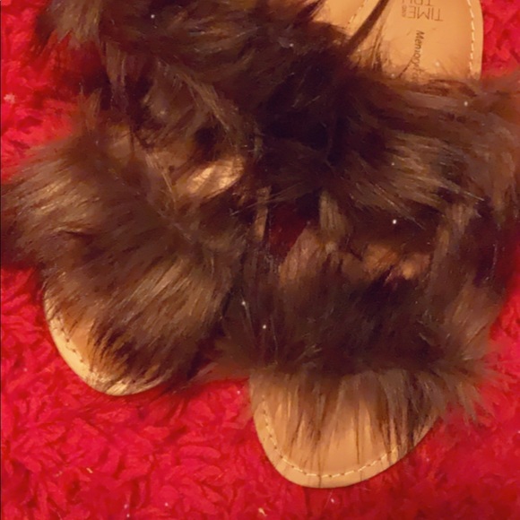 Custom Fur Slides 🎀 - Picture 8 of 8